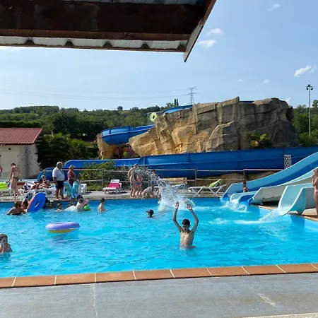 Magnifique Mobilhome Au Le Chateau De Galaure مكان تخييم *
